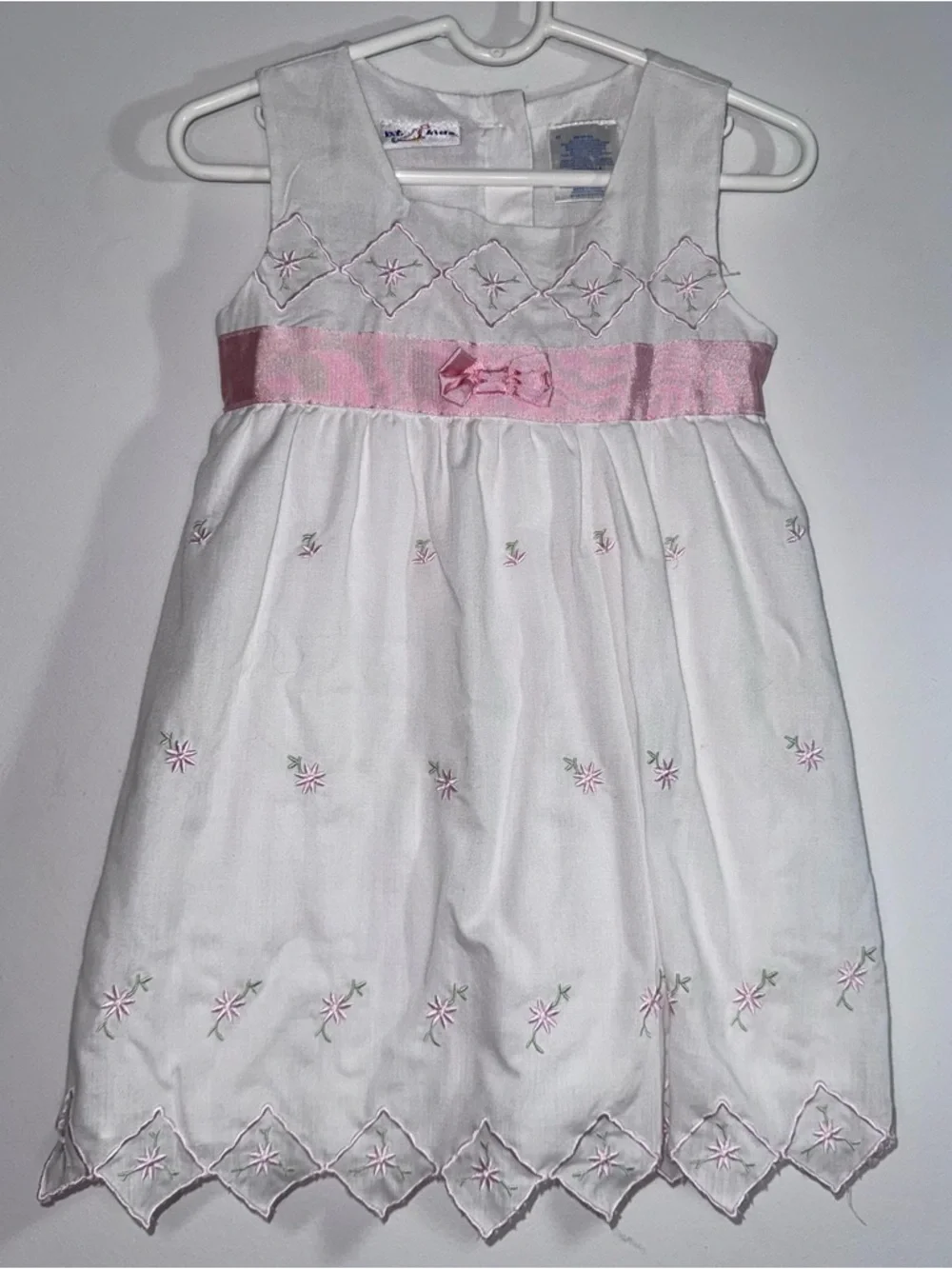 B.T. Kids Toddler Girls White Pink Embroidered Dress 2T Floral